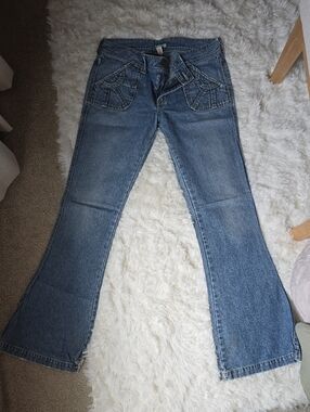 Hollister Vintage Women's Blue Flared Jeans - Classic Denim
